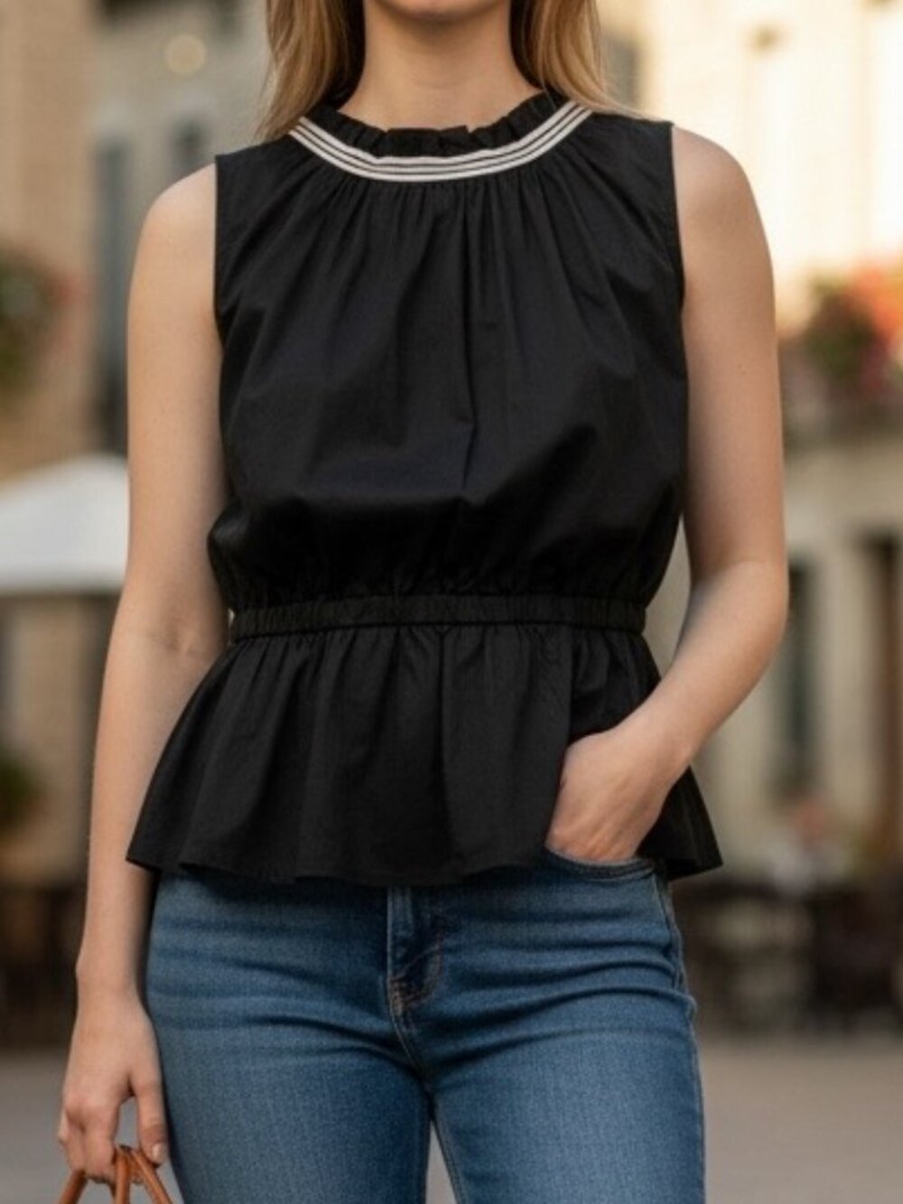 NWOT RODEO Womens Black Sleeveless Blouse Top Elastic Waist Ruffle Neck Casual M